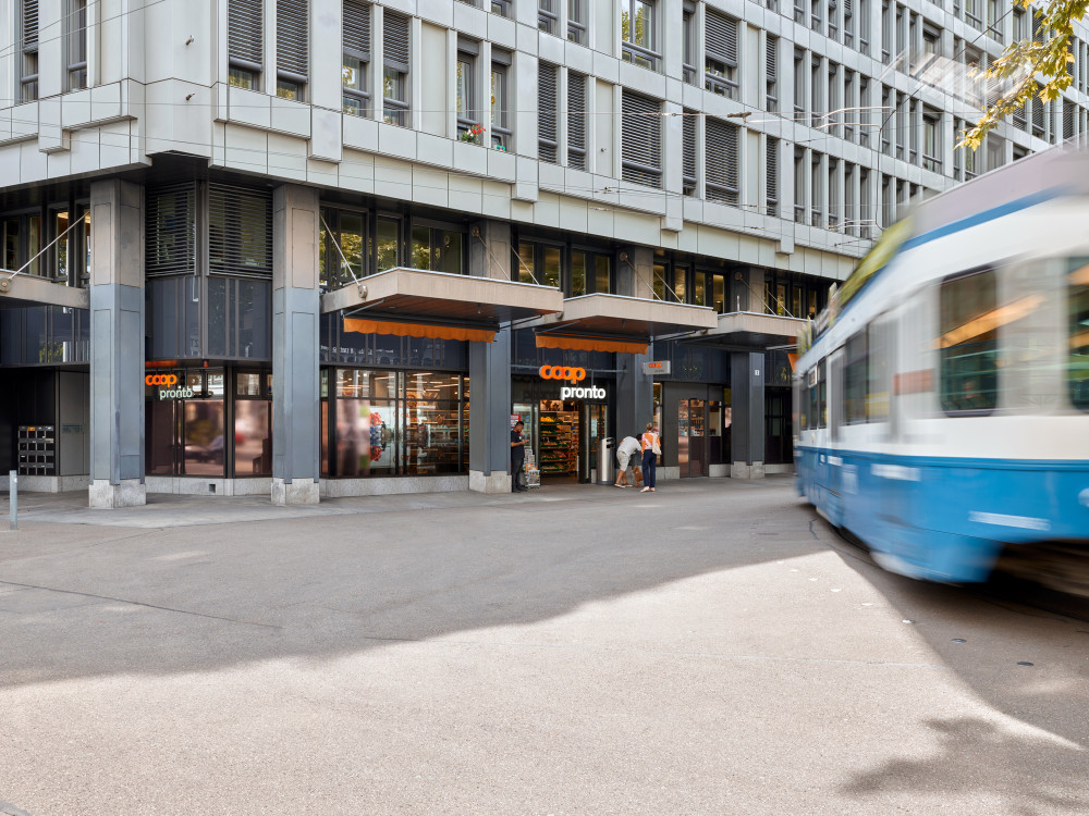 2024_Zürich_Mittag_Tessinerplatz081_V2